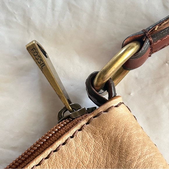 FOSSIL Vtg 90s Y2K Leather Mini Explorer Swingpack Hipster Crossbody Bag Purse - Picture 5 of 10